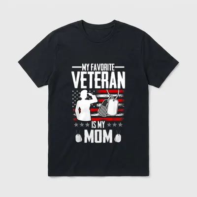Favorite Veteran Mom T-Shirt – Classic T-Shirt in Black