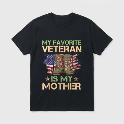 Veteran Mom Combat Boots T-Shirt – Classic T-Shirt in Black
