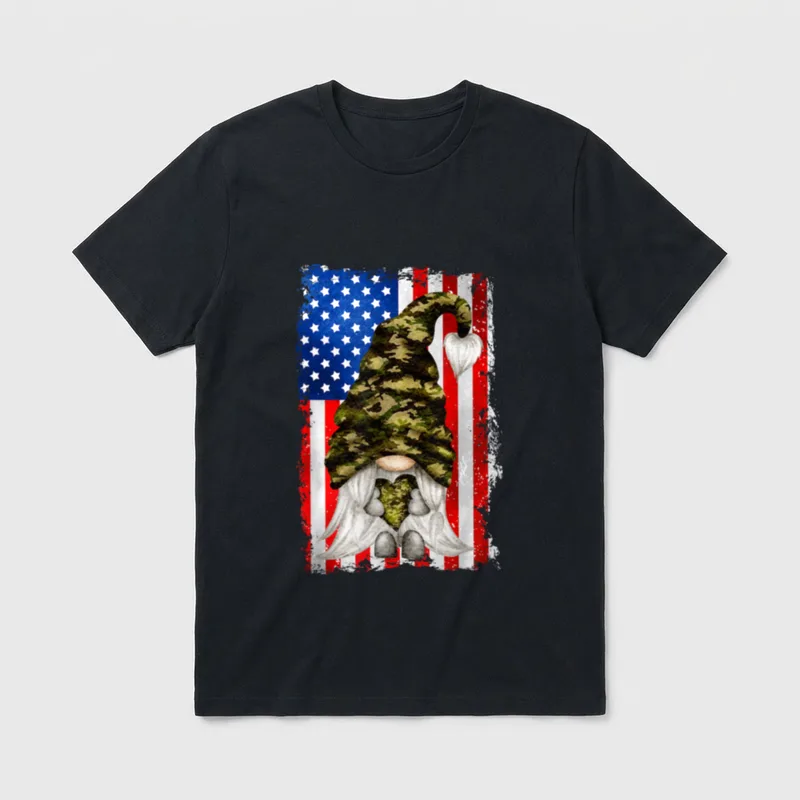 Patriotic Veteran Mom Heart and Love T-Shirt – Classic T-Shirt in Black