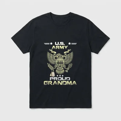 U S Army Proud Grandma T-Shirt – Vintage eagle holding dog tags with U.S. Army Proud Grandma text – Classic T-Shirt in Black