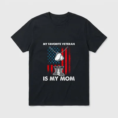 My Favorite Veteran Is Mom T-Shirt – Classic T-Shirt in Black