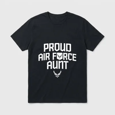 Air Force Aunt Military Veteran T-Shirt – PROUD AIR FORCE AUNT with Air Force symbol – Classic T-Shirt in Black