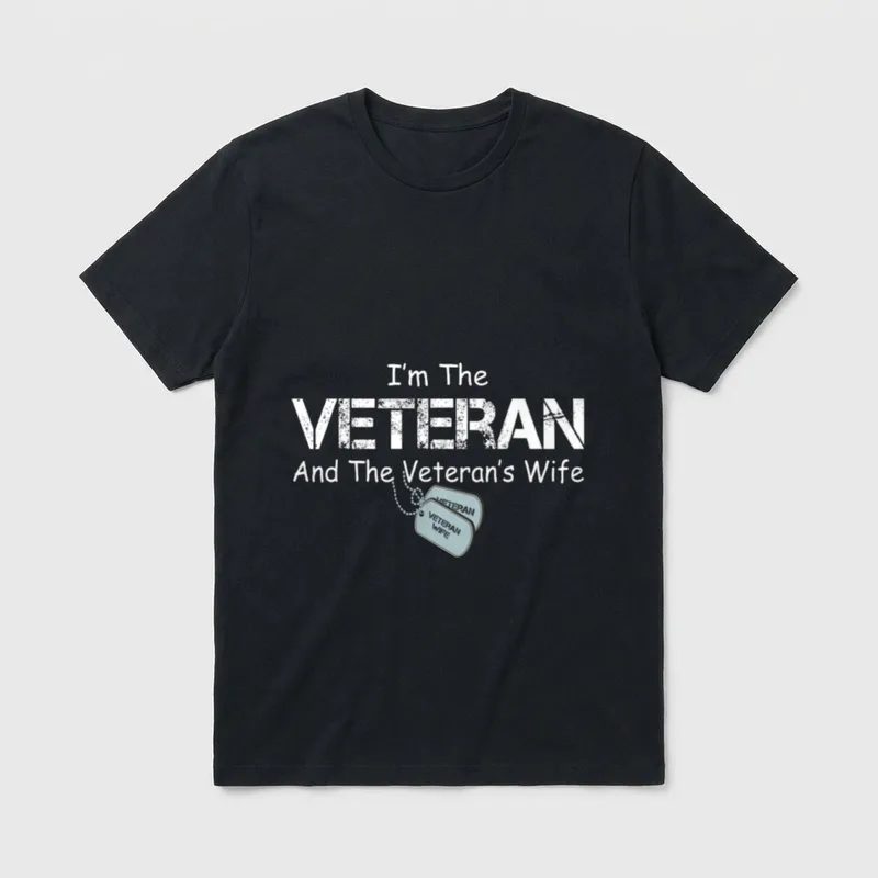 Military Veteran and Wife T-Shirt – I'm The VETERAN And The Veteran's Wife with dog tags – Classic T-Shirt in Black