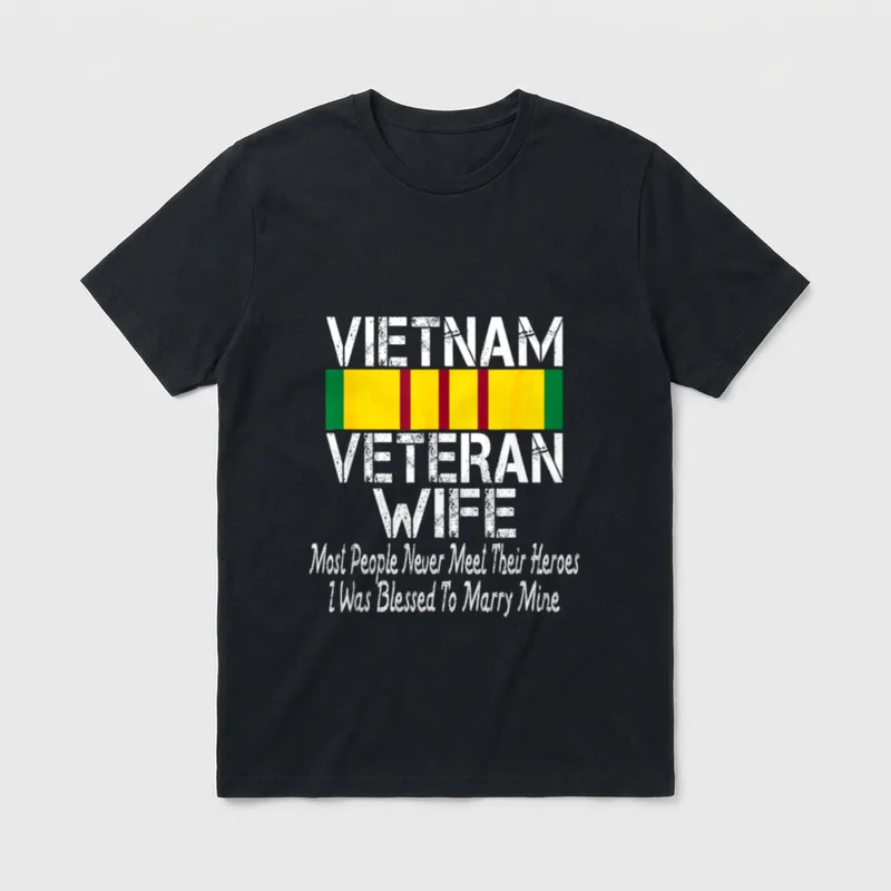 Vietnam Veteran Wife Shirt – Classic T-Shirt in Black