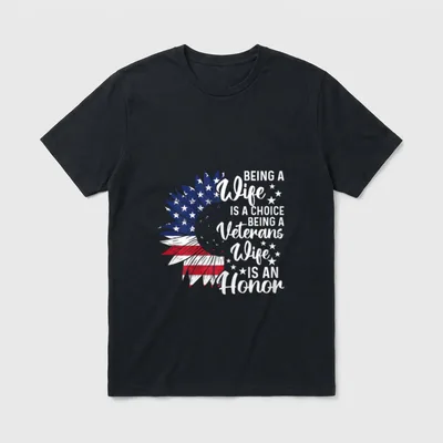 Proud Military Wife T-Shirt – Classic T-Shirt in Black