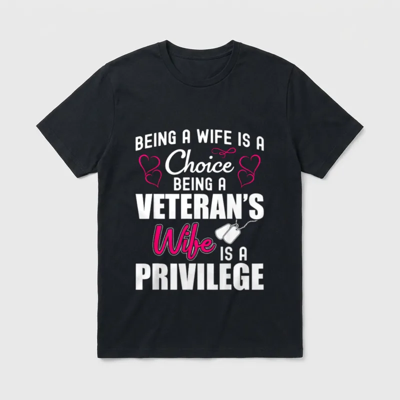 Military Wife Proud T-Shirt – Classic T-Shirt in Black