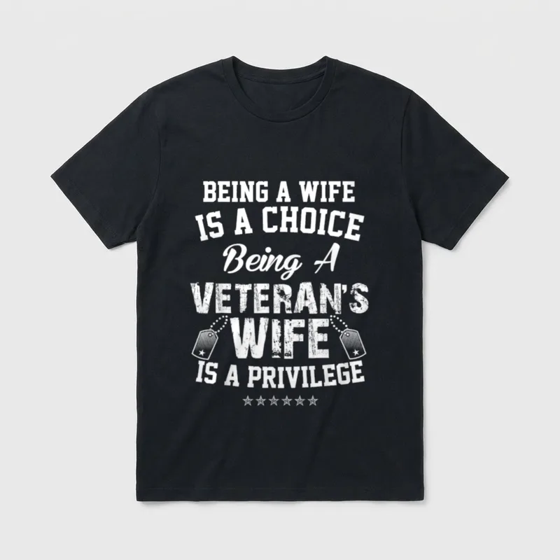 Military Wife Privilege T-Shirt – Veteran's wife text with dog tags and stars – Classic T-Shirt in Black