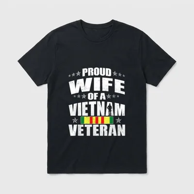 Veteran's Wife Support T-Shirt – PROUD WIFE OF A VIETNAM VETERAN text with stars and ribbon – Classic T-Shirt in Black