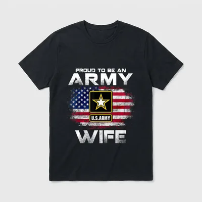 Army Wife Veteran T-Shirt – Proud to be an Army wife with American flag and Army star – Classic T-Shirt in Black