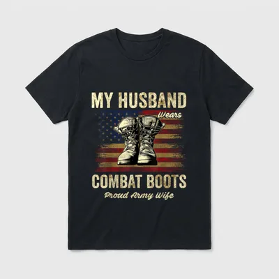 Military Spouse Combat Boots T-Shirt – Combat boots with laces on an American flag background – Classic T-Shirt in Black