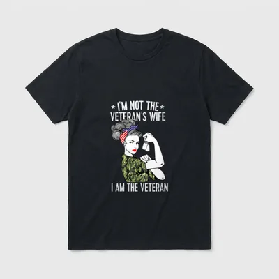 Woman Veteran Day T-Shirt – Classic T-Shirt in Black