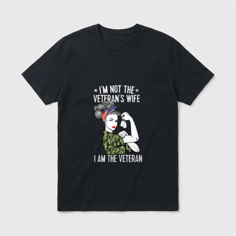 Woman Veteran Day T-Shirt – Classic T-Shirt in Black