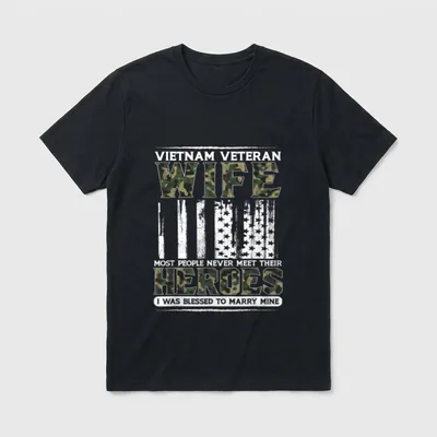 Military Spouse Heroes T-Shirt – Classic T-Shirt in Black