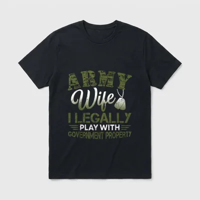 Army Veteran Wife T-Shirt – Classic T-Shirt in Black