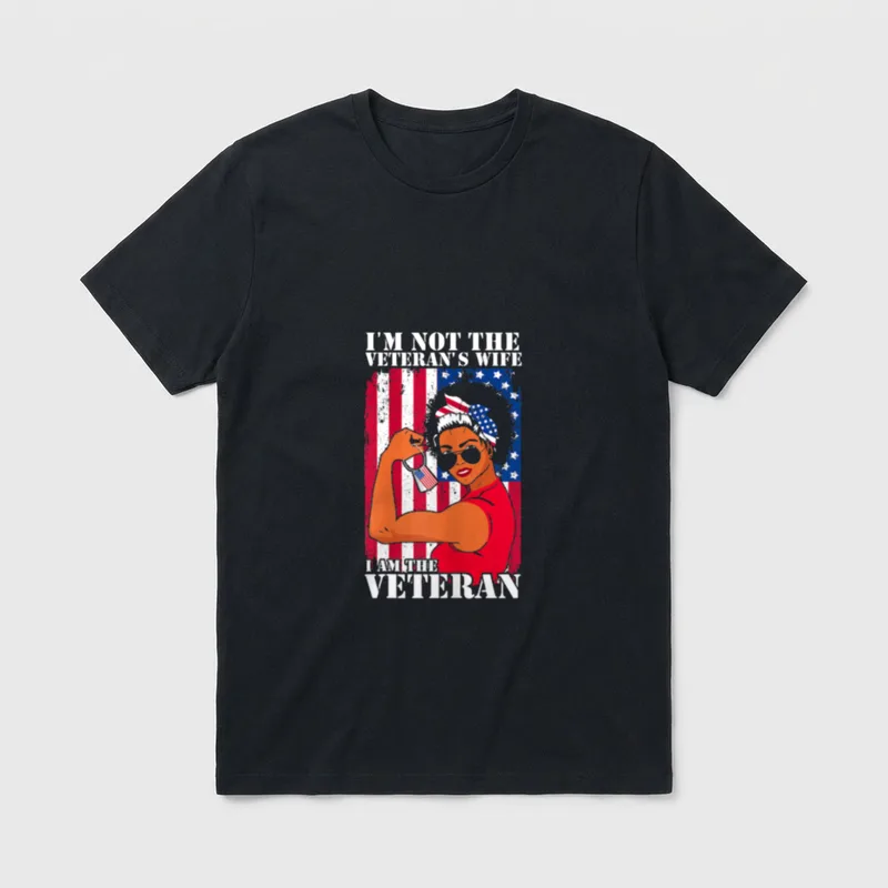 I'm Not the Veteran's Wife Veterans T-Shirt – Classic T-Shirt in Black