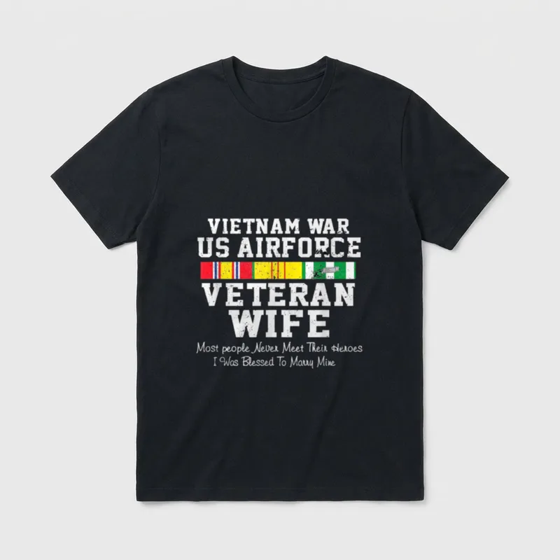 Veteran's Day Vietnam T-Shirt – Vietnam War Air Force Veteran Wife text with service ribbons – Classic T-Shirt in Black