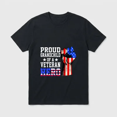 Veterans Day Kids T-Shirt – PROUD GRANDCHILD OF A VETERAN HERO with flag-colored fist – Classic T-Shirt in Black
