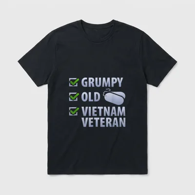 Vietnam Veteran Grumpy Old T-Shirt – Classic T-Shirt in Black