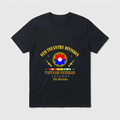 9th Infantry Division Vietnam Veteran T-Shirt – Classic T-Shirt in Black