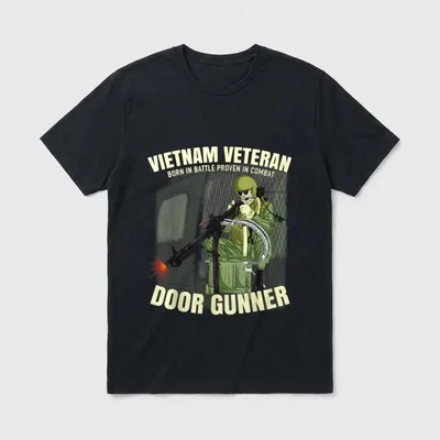 Helicopter Door Gunner Vietnam T-Shirt – Classic T-Shirt in Black