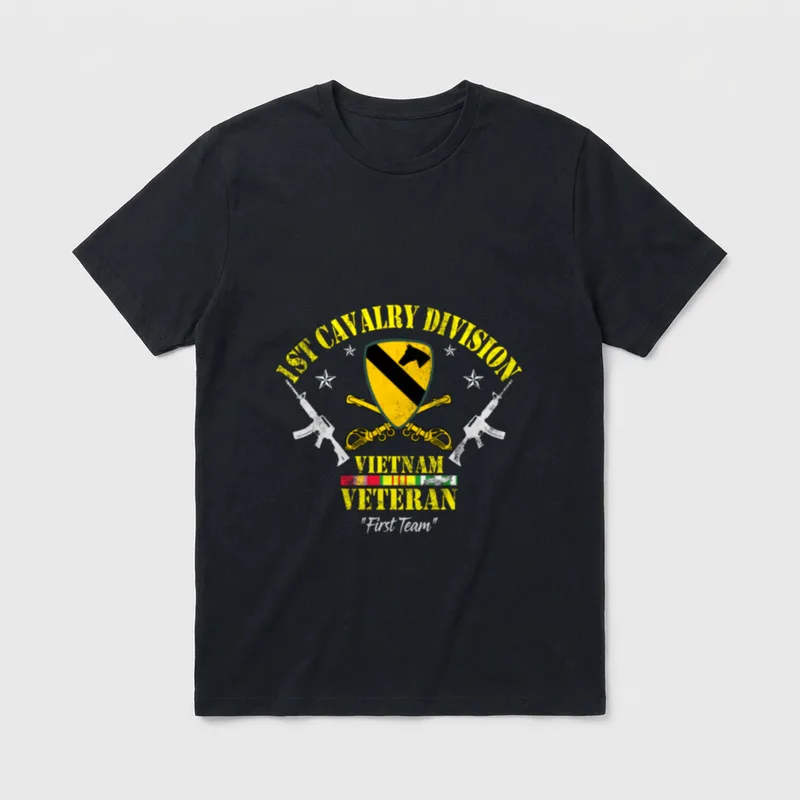 Vietnam Veteran 1st Cavalry Division T-Shirt – Classic T-Shirt in Black
