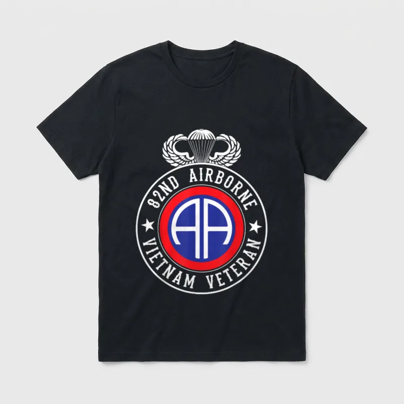 82nd Airborne Vietnam Veteran T-Shirt – Classic T-Shirt in Black