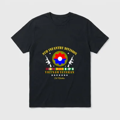 9th Infantry Division Vietnam Veteran Old T-Shirt – Classic T-Shirt in Black