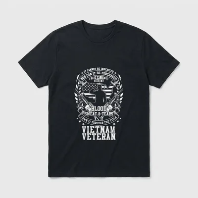 Vietnam Veteran Enjoys T-Shirt – Classic T-Shirt in Black