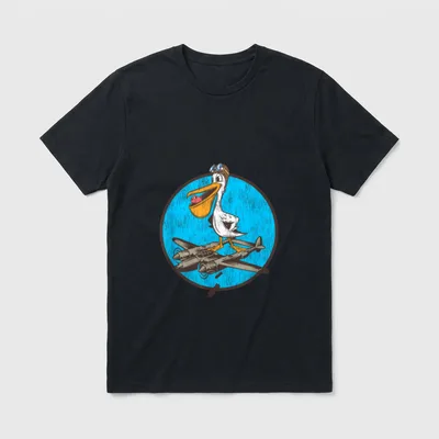 World War 2 Fighter Pilot WWII T-Shirt – Pelican on P-38 fighter plane patch design – Classic T-Shirt in Black